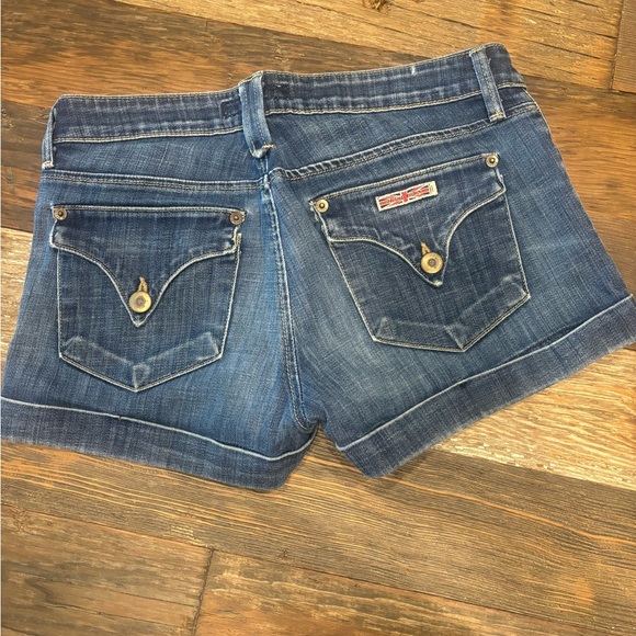 Hudson brand low rise denim shorts - Picture 2 of 4